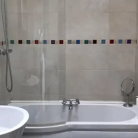 3 Quay Killala. Luxury Sea-front * Killala