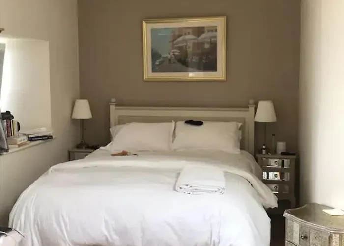 Дом отдыха 3 Quay Killala. Luxury Sea-front *